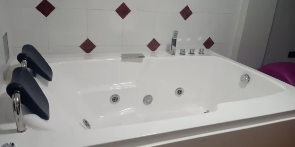 Jacuzzi Suite Jacuzzi Ejecutiva en Los Olivos